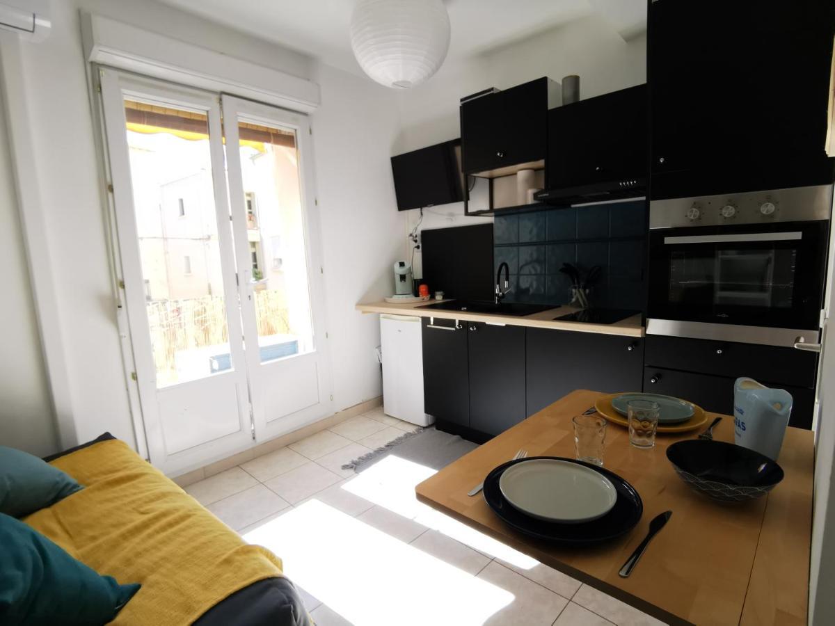 Meze, Charmant Petit Studio Proche Port Bagian luar foto